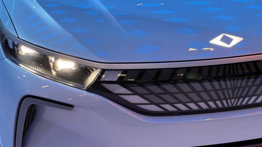 Cùng với hai mẫu sedan và SUV đã được công bố trước đó, hãng xe này cũng sẽ sản xuất một mẫu SUV lớn hơn, một mẫu minivan và một mẫu hatchback