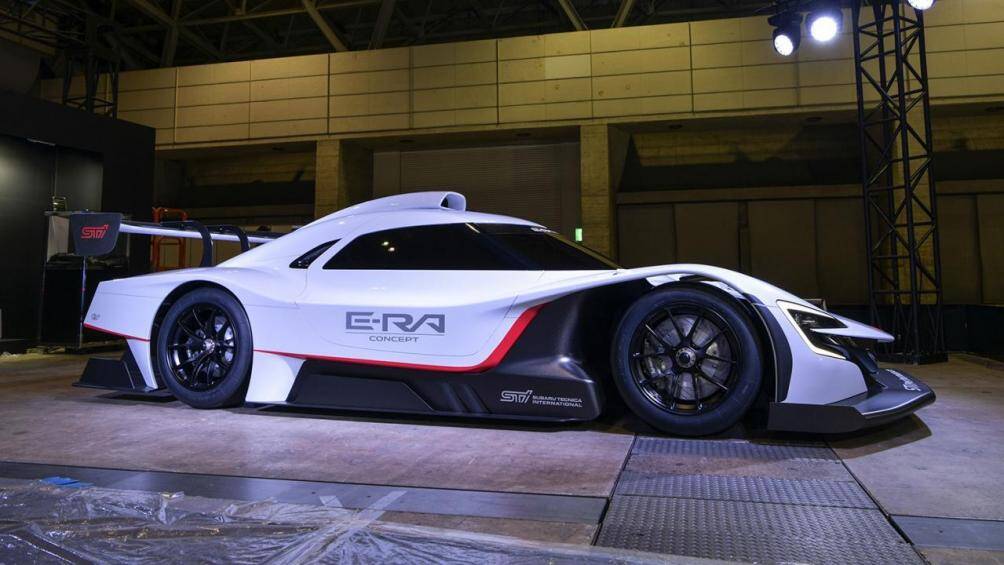 Bộ phận đua xe thể thao của Subaru đã giới thiệu một mẫu concept nổi bật tại Tokyo Auto Salon năm nay, đó là Subaru STI E-RA