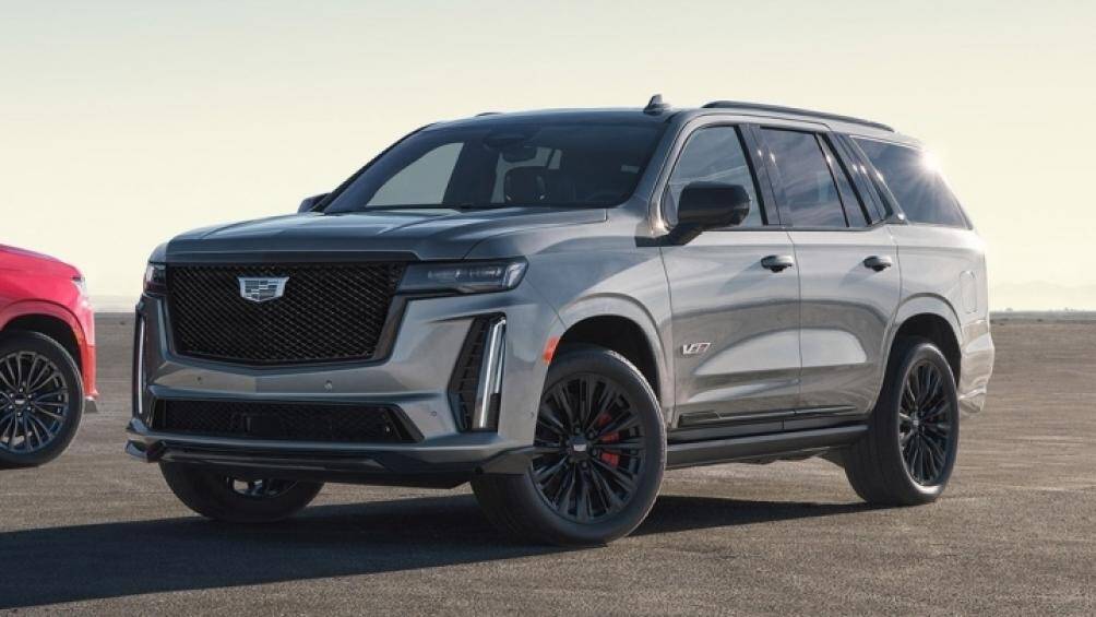 Khối động cơ này sản sinh công suất 668 mã lực và mô-men xoắn cực đại 893 Nm, tăng 248 mã lực và 270 Nm so với động cơ V8 6.2L hút khí tự nhiên của Escalade