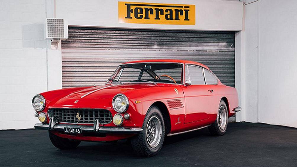 Chiếc xe cổ điển này đã được "phục chế lại vào những năm 70 và kể từ đó chưa sử dụng lần nào. Giá trị ước tính của chiếc xe này là 2,2 triệu USD