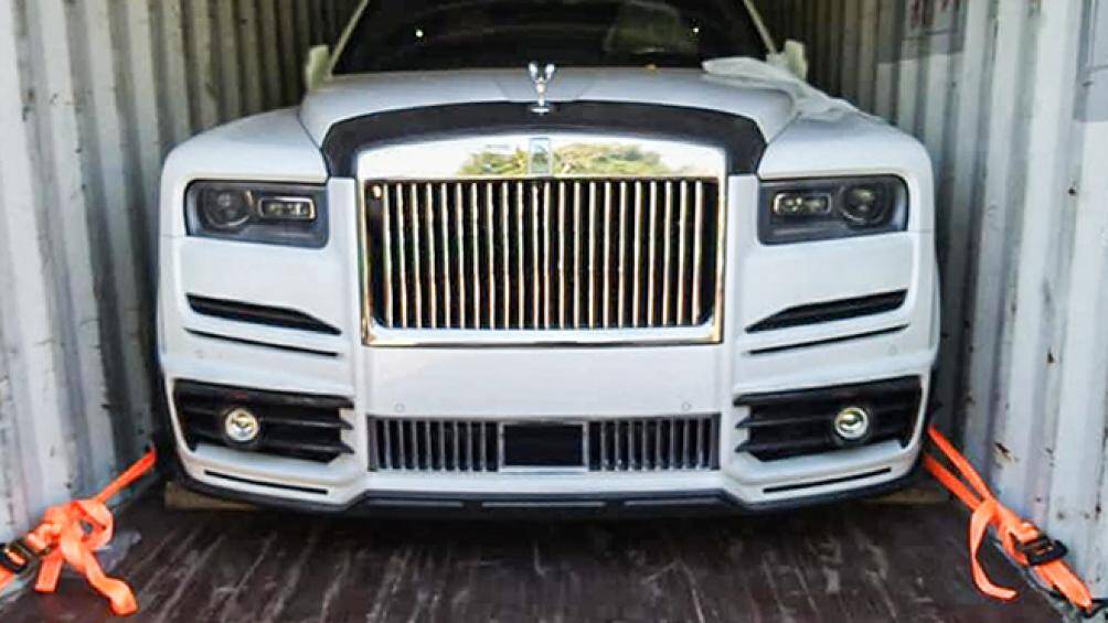 Bộ bodykit này có tổng cộng 16 chi tiết khác nhau đem tới nhiều thay đổi ở ngoại thất của xe