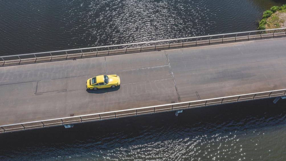 Dường như Porsche 912 E được tạo ra để phục vụ cho việc chinh phục những giới hạn tốc độ tại Mỹ