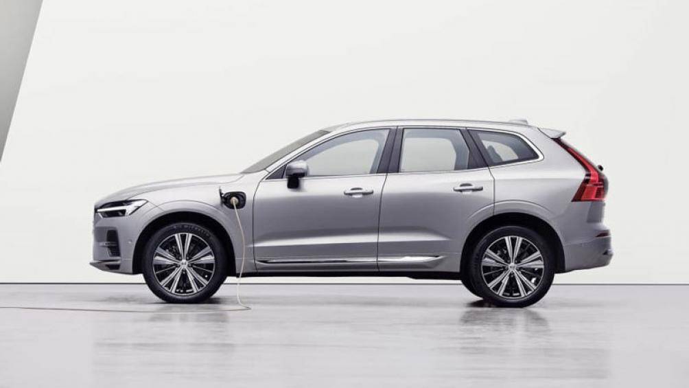 4. Volvo XC90 T8 Recharge