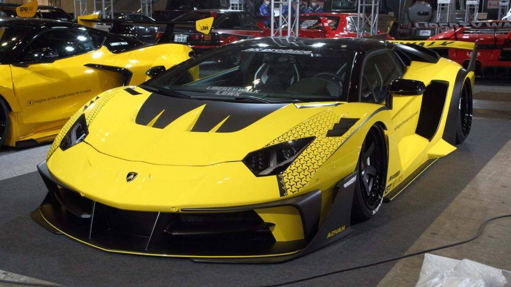 Hãng độ nổi tiếng Liberty Walk vừa trình làng hàng loạt mẫu xe độc đáo tại Tokyo Auto Salon 2022
