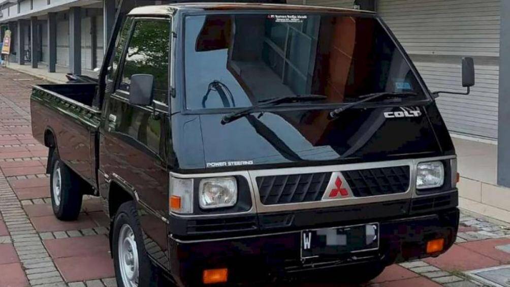 9. Mítubishi L300 (doanh số: 10.147 chiếc)