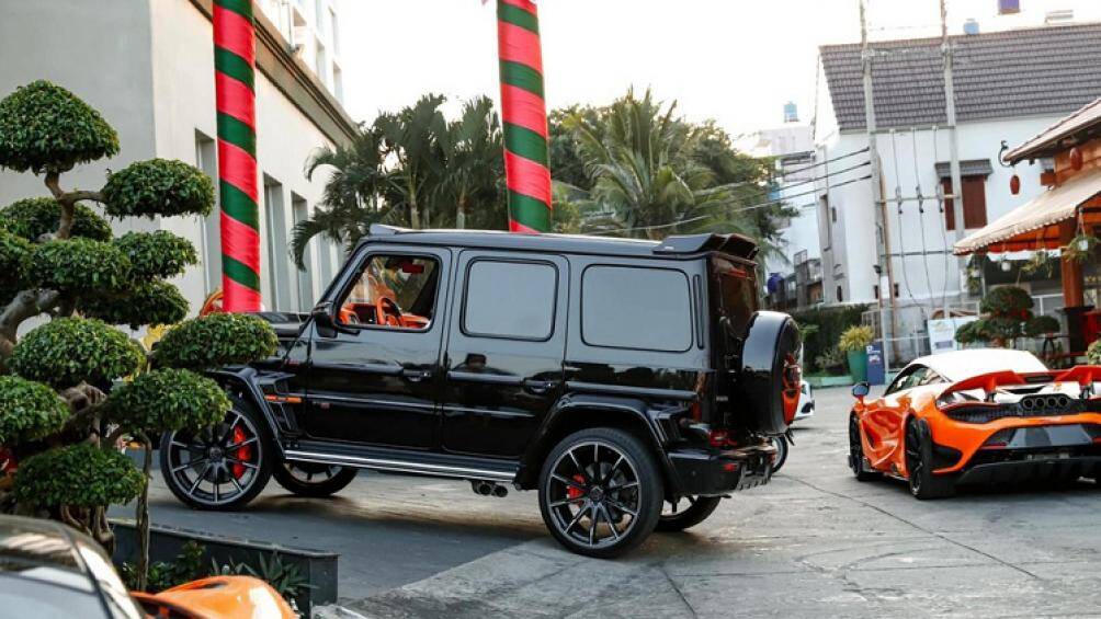 Mercedes-AMG G63 Brabus 800 Widestar còn có bộ la-zăng đúc với kích thước 23 inch, hệ thống ống xả bằng thép không gỉ (Ảnh: Nguyễn Đức)