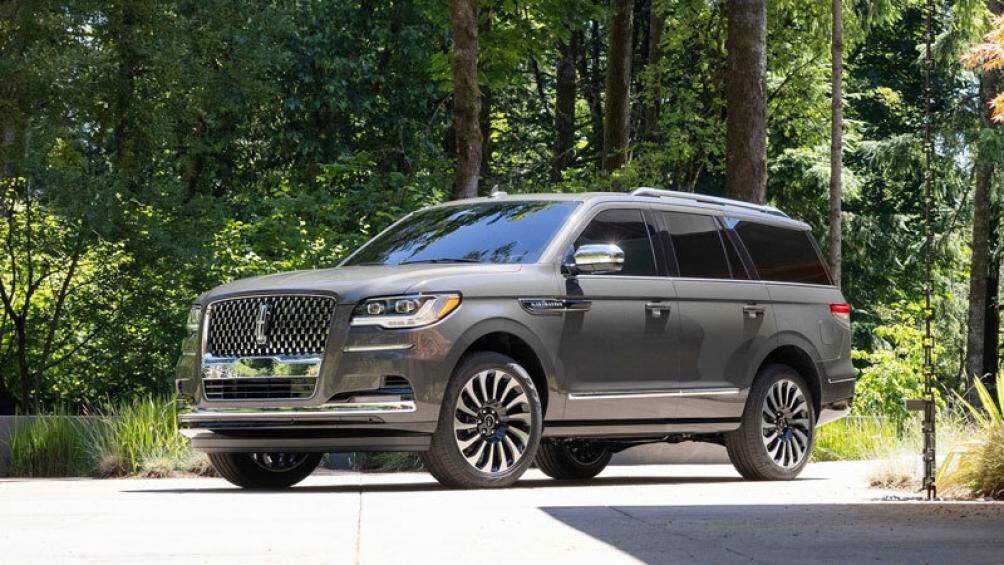 9. Lincoln (106 lỗi/100 xe)