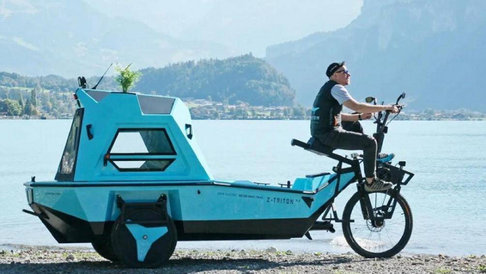 Chiếc xe điện Z-Triton 2.0 mới này là một phương tiện kết hợp độc đáo, có thể hoạt động trên cả đất liền và mặt nước