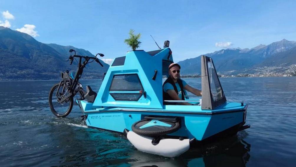 Z-Triton 2.0 kết hợp xe đạp 3 bánh, xe cắm trại và thuyền