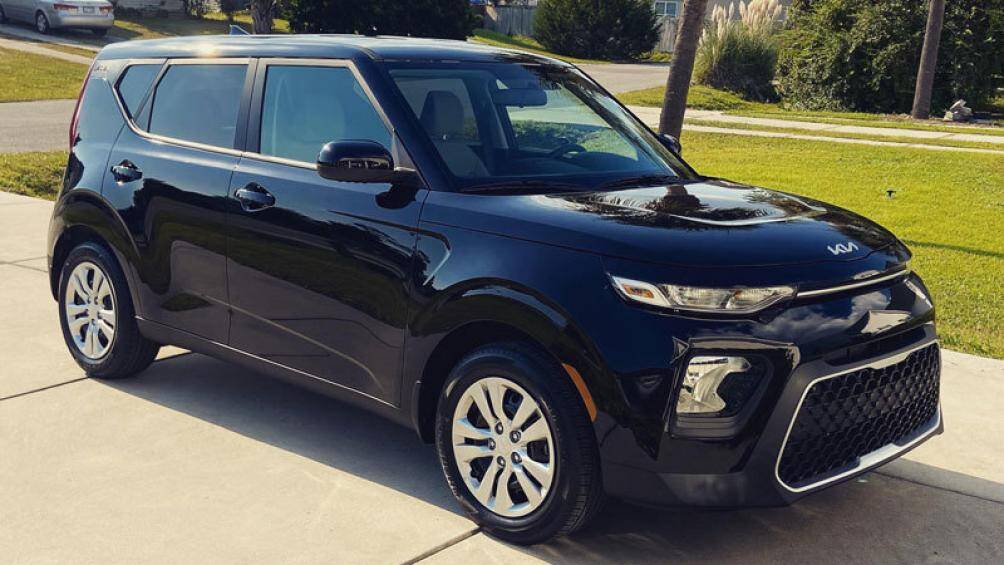 8. Kia Soul (giá khởi điểm: 23.590 USD)