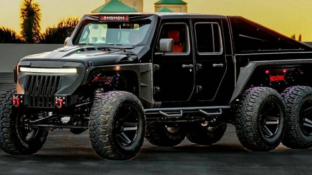 Chiếc Apocalypse Hellfire 6x6 độ khủng này đã khiến công ty chế tạo ra nó trở nên nổi tiếng sau khi xuất hiện trong bộ phim "The Lost City"