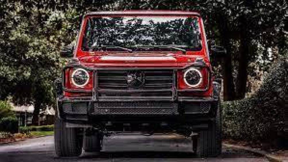 Mẫu xe mất 5,6 giây khi tăng tốc từ 0 lên 100 km/h. Giá xe Mercedes-Benz G-Class Edition 550 bản giới hạn 200 xe hiện chưa được công bố
