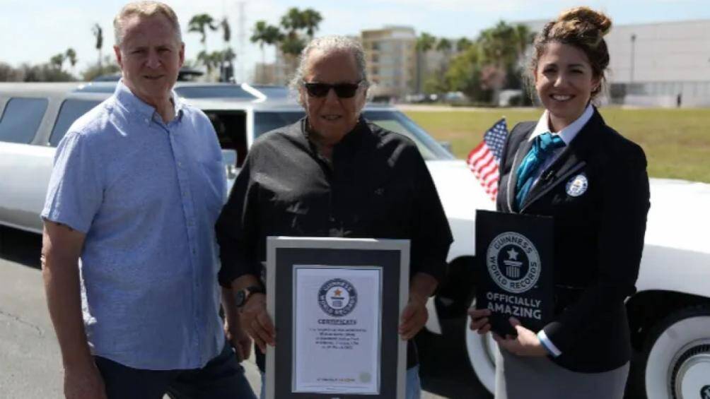 Chiếc limousine siêu dài vừa phá vỡ danh hiệu kỷ lục của chính nó lập vào năm 1986 sau khi được phục chế