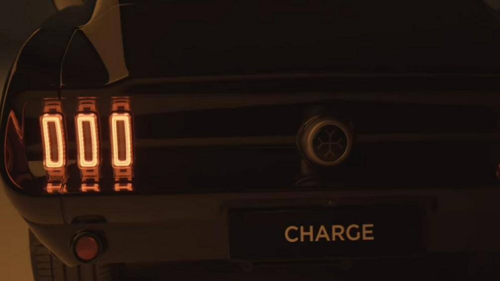 Hiệu suất ấn tượng của xe nằm ở bộ pin 64 kWh và hệ thống mô tơ điện, cung cấp khoảng 536 mã lực và 1.500 Nm mô-men xoắn cực đại