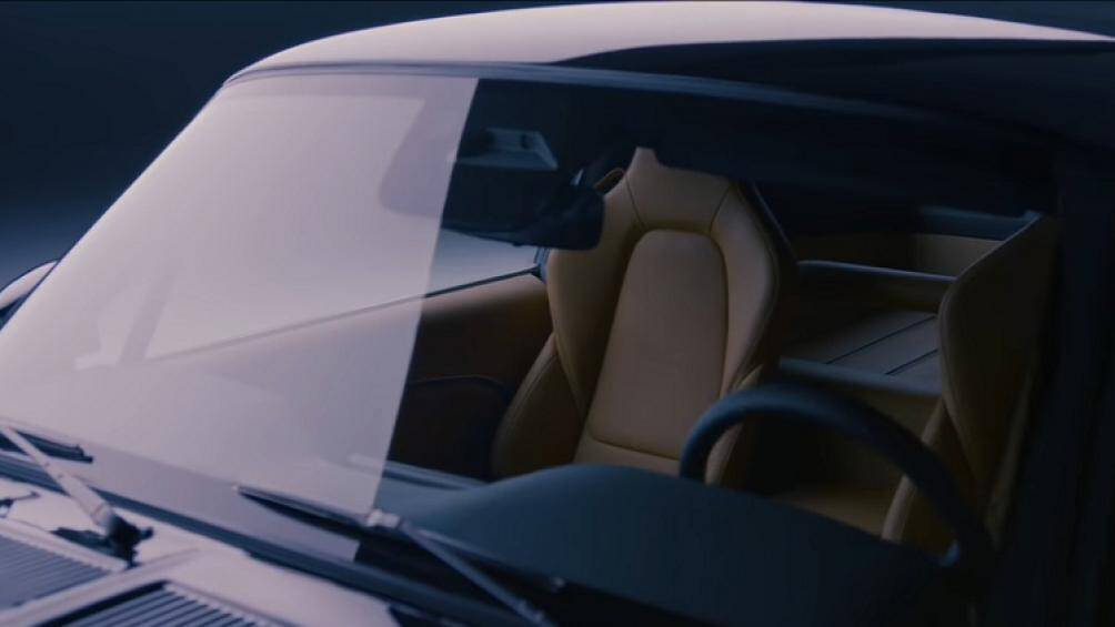 Công ty sẽ chế tạo từng chiếc theo hình thức thủ công tại xưởng xe ở Luân Đôn. Khách mua hàng sẽ được tự do cá nhân hóa theo sở thích của mình