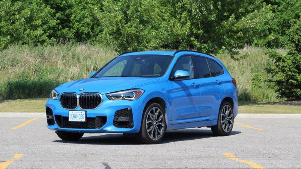 2. BMW X1 sDrive28i (giá khởi điểm: 35.400 USD)