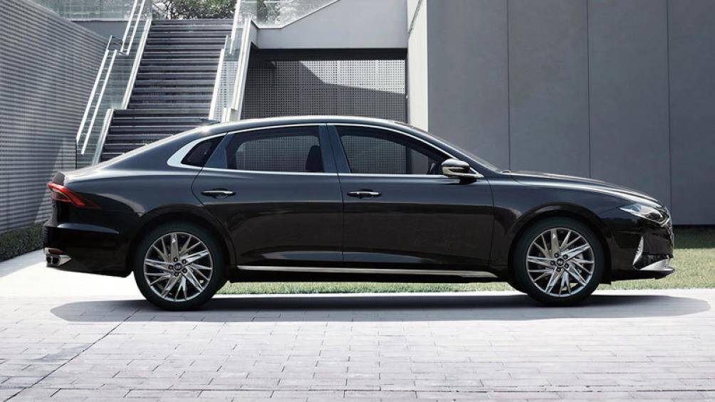 5. Hyundai Grandeur (doanh số: 4.490 chiếc)