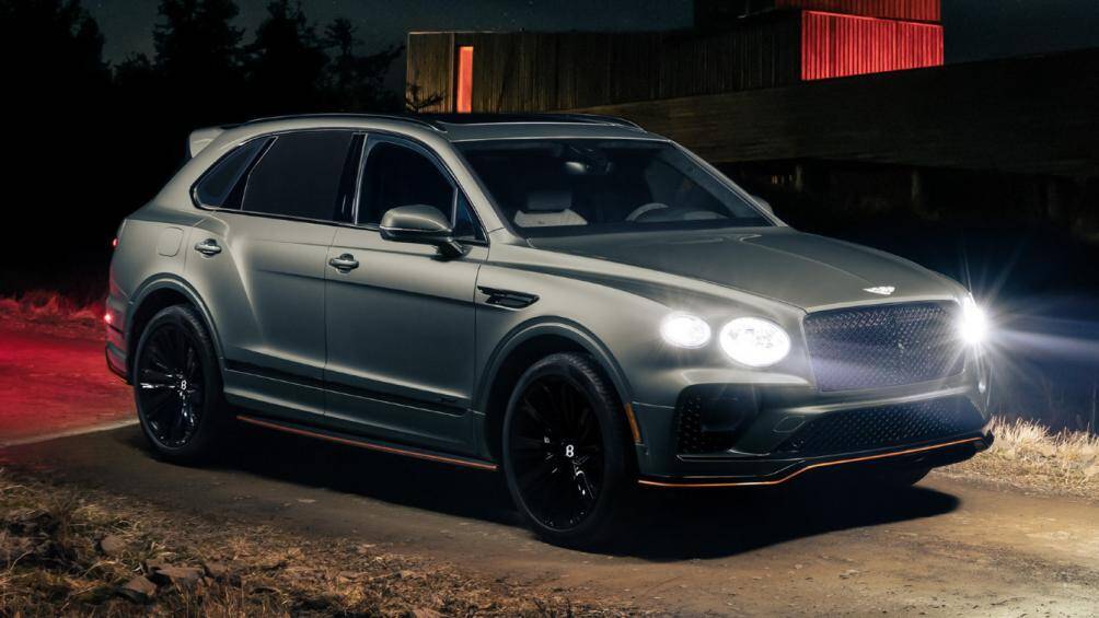 Hãng độ Bentley Mulliner vừa thực hiện việc cá nhân hóa chiếc xế sang Bentley Bentayga Speed Space Edition cực độc