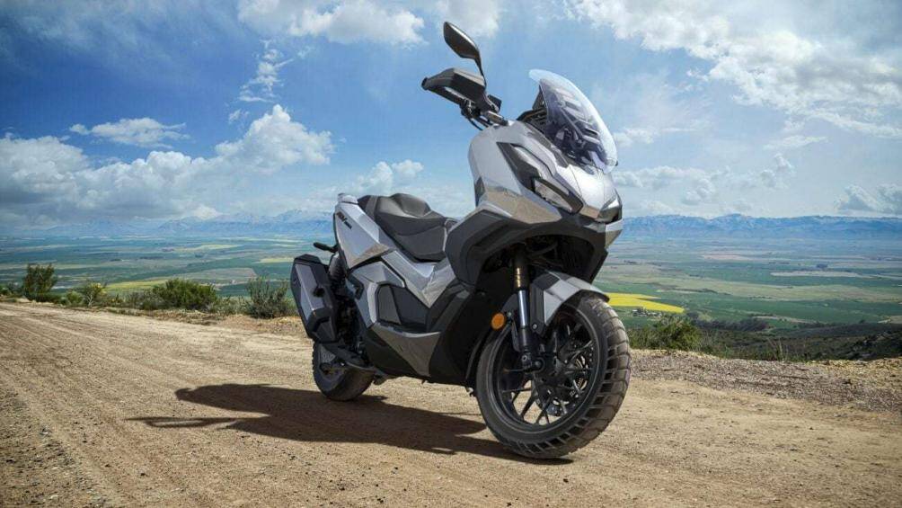 Trong thời gian tới, Honda ADV 350 dự kiến cũng sẽ được các cửa hàng chuyên nhập khẩu xe máy tư nhân đưa về bán tại Việt Nam