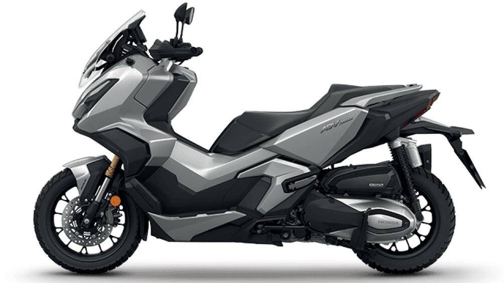 Về sức mạnh, Honda ADV 350 có chung động cơ eSP+ xylanh đơn, SOHC, dung tích 330cc, làm mát bằng dung dịch, sản sinh công suất 28,9 mã lực