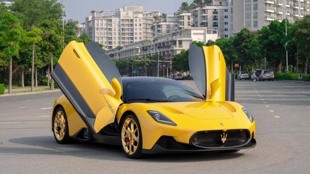 Đội ngũ kỹ thuật chuyên trách của EAC Việt Nam đã phải mất đến 320 giờ để hoàn thành 4 chiếc mâm này