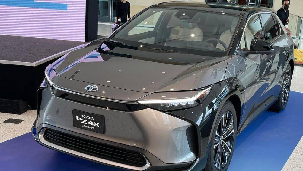 Mẫu SUV cỡ lớn Toyota bZ4X 2023 vừa bất ngờ xuất hiện tại Bangkok International Motor Show 2022 (BIMS 2022)