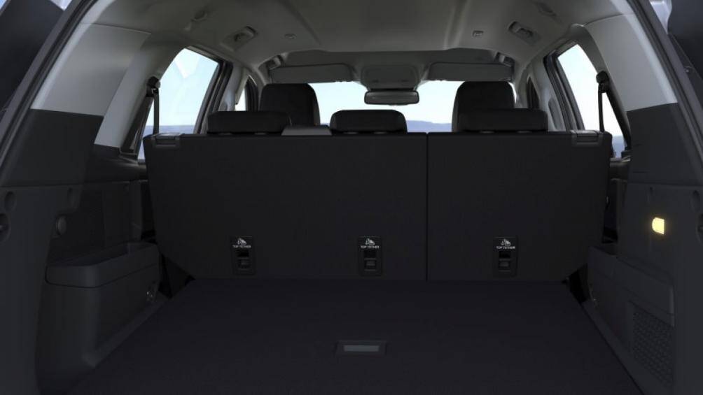 Các tính năng an toàn như hệ thống kiểm soát hành trình thích ứng với tính năng Stop and Go, hệ thống hỗ trợ giữ làn đường, cân làn đường, 9 túi khí...