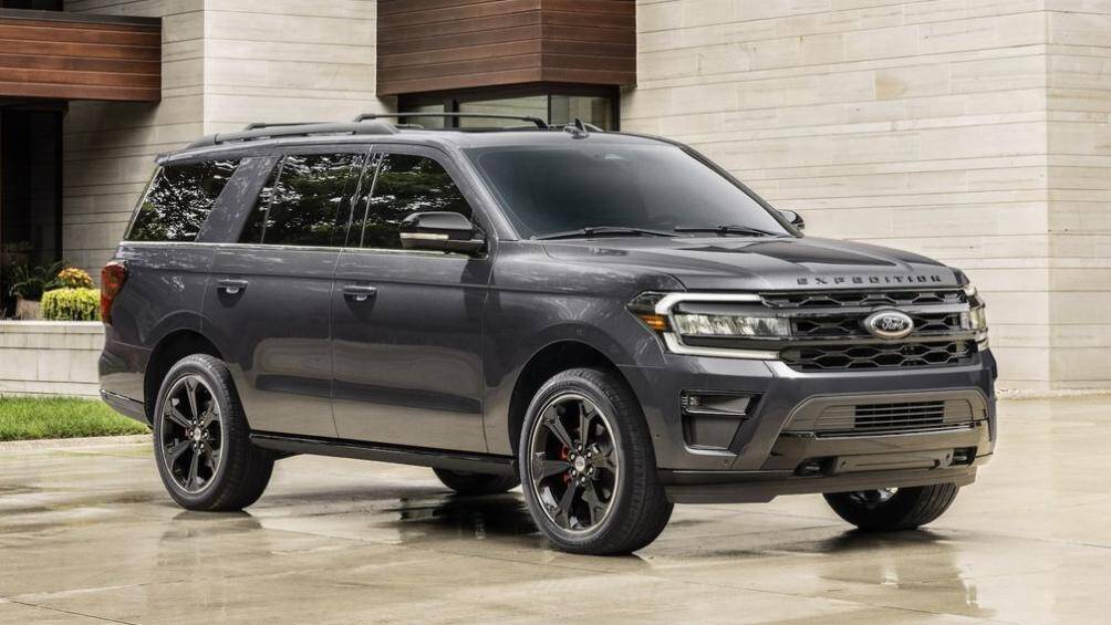 Ford Expedition (sức kéo: 4,2 tấn)