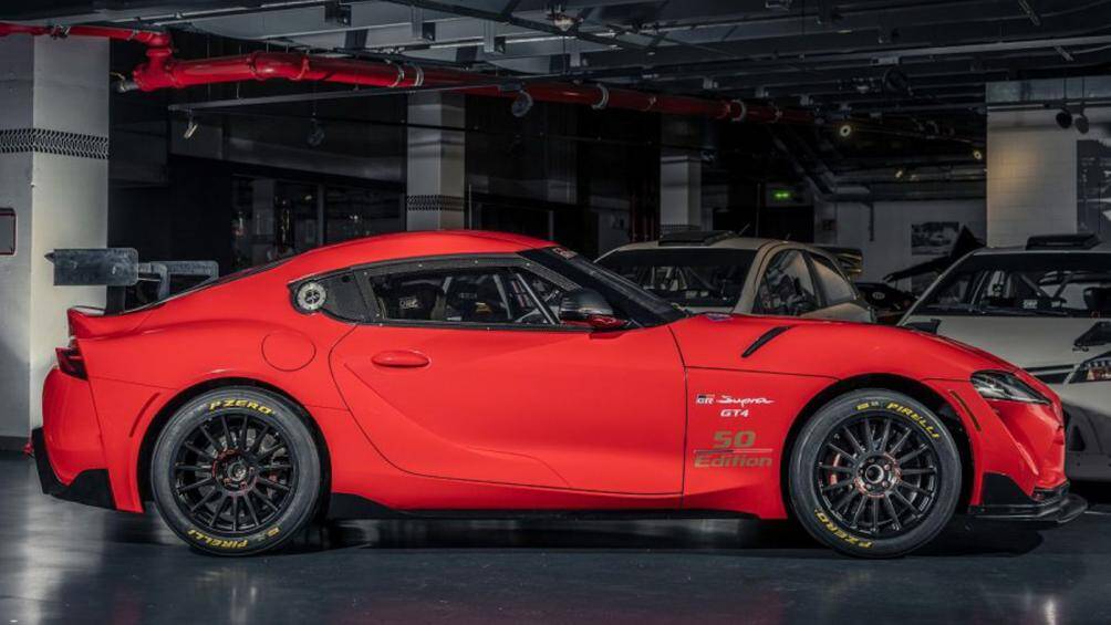 Cung cấp sức mạnh cho chiếc xe là khối động cơ 6 xi-lanh tăng áp 3.0 lít được tinh chỉnh để có thể sản sinh mức công suất 430 mã lực