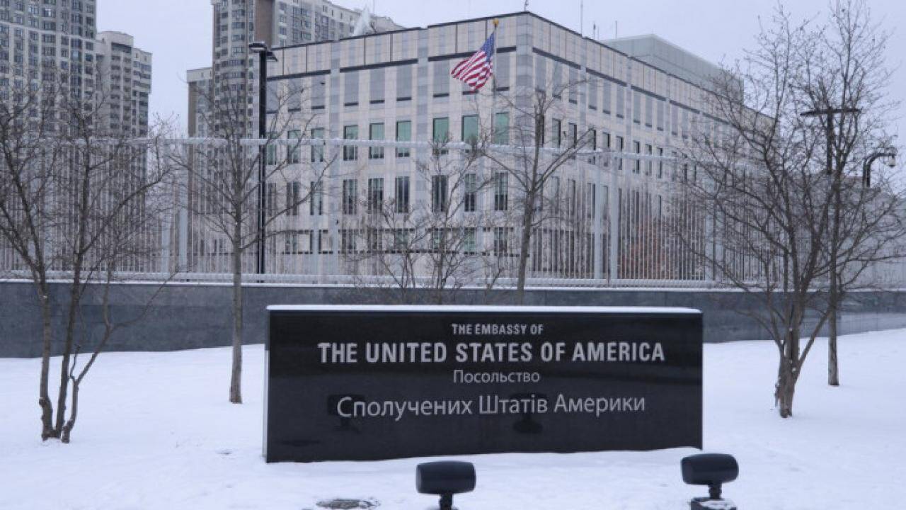 Mỹ sơ tán nhân viên tình báo CIA tại Ukraine tránh xa thủ đô Kiev