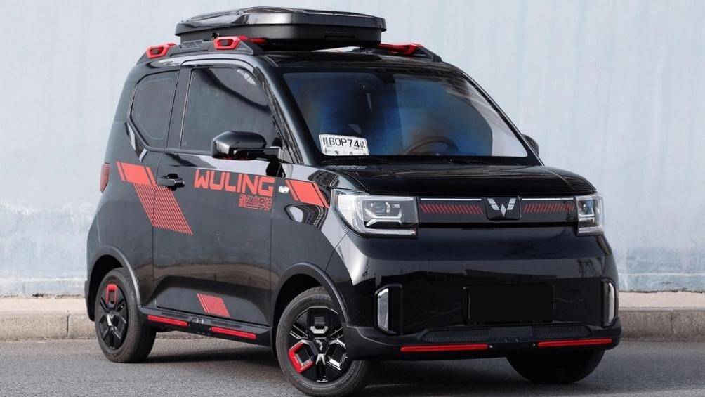 Thương hiệu Wuling đã quyết định bổ sung phiên bản Gameboy mới cho mẫu xe điện ăn khách Hongguang Mini EV