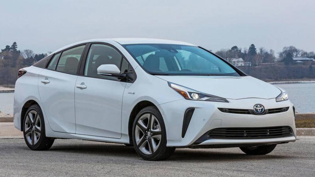 10. Toyota Prius 2021