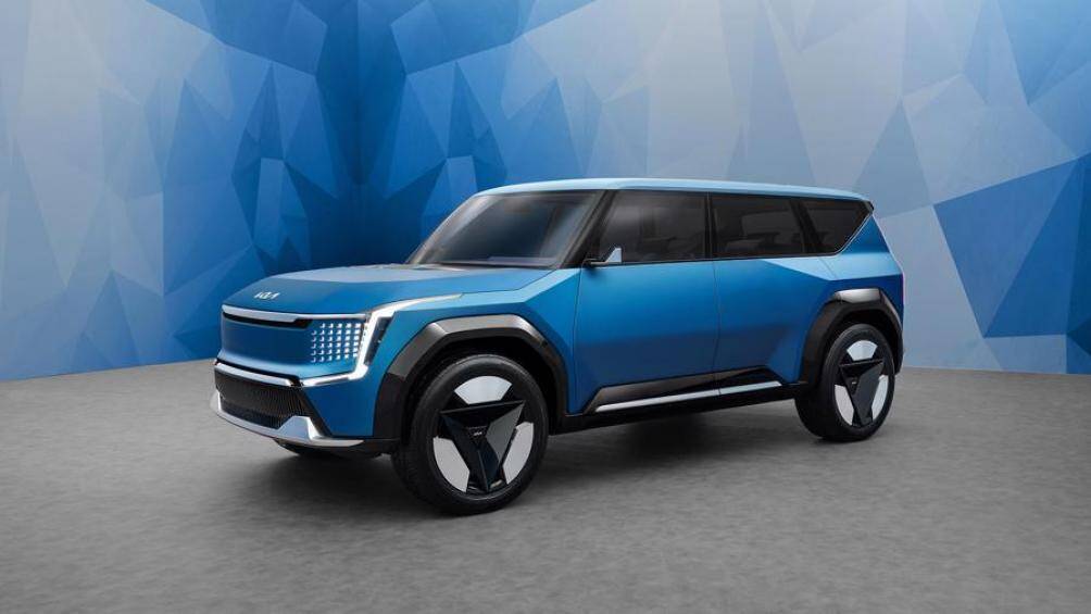 Kia đã xác nhận chính thức sản xuất mẫu concept chạy điện EV9 và dự kiến ra mắt thị trường châu Á vào năm 2023