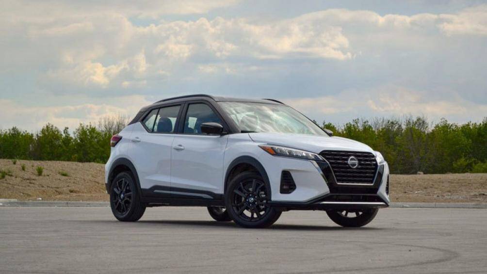 SUV subcompact động cơ đốt trong tiết kiệm nhiên liệu nhất: Nissan Kicks (mức tiêu hao nhiên liệu ở đường hỗn hợp: 7,8 lít/100 km)