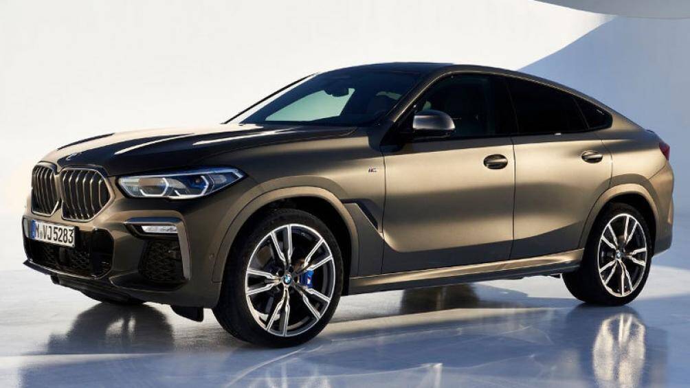 7. BMW X6 xDrive40i (giá khởi điểm: 67.350 USD)