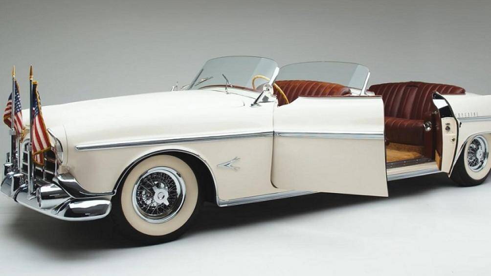 Chiếc Imperial này đã được sử dụng để phục vụ các vị Tổng thống Mỹ như: Dwight Eisenhower, John F. Kennedy, và Richard Nixon