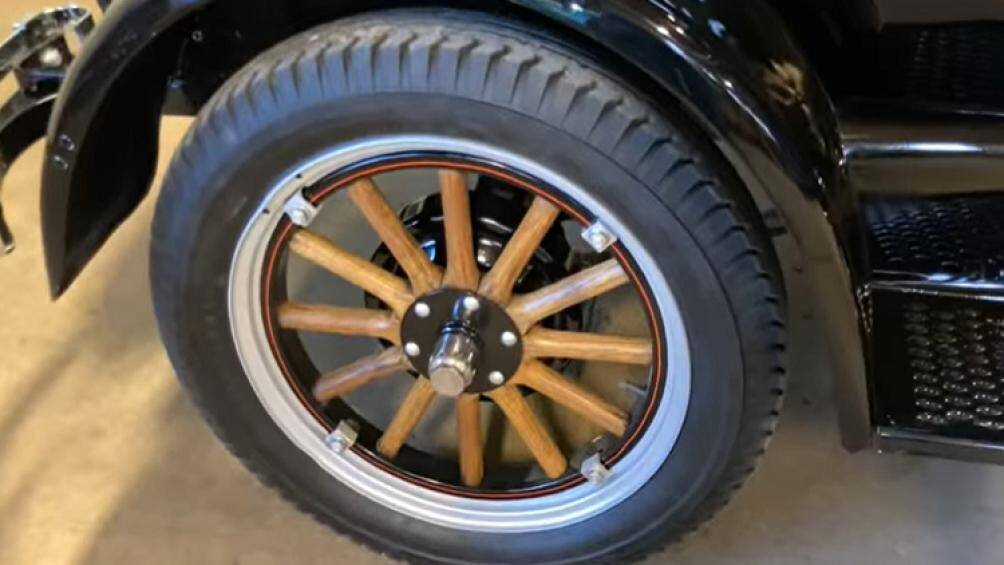 Ford Model T lấy năng lượng từ khối động cơ 4 xi-lanh dung tích 2.9 lít, công suất 20 mã lực và cho phép Model T đạt tốc độ tối đa lên tới 68 km/h