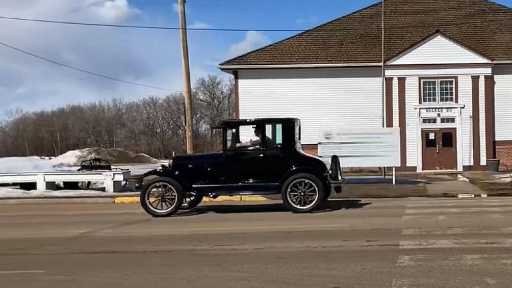 Chiếc Ford Model T Coupe đời 1926 này là một trong những chiếc còn sống sót, mặc dù đã gần 100 tuổi vào năm 2022. Hiện chiếc xe này vẫn chạy tốt trên đường