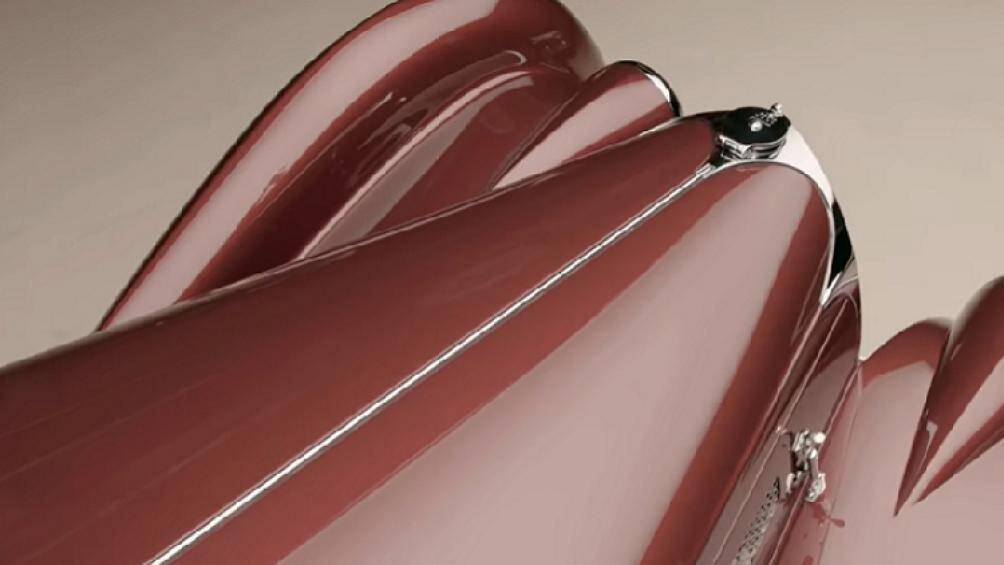 Sau khi đua cho hãng siêu xe Bugatti vào năm 1931, xe được bán cho một người đàn ông tên André Bith vào năm 1936