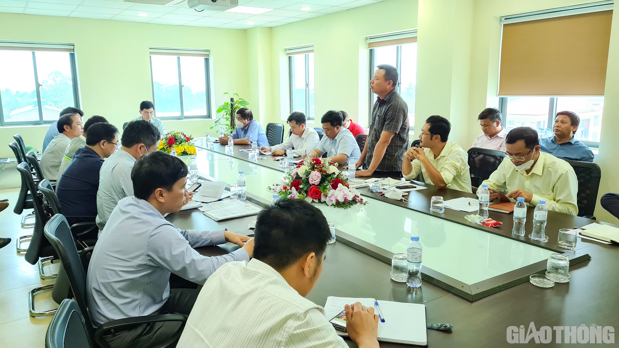Để có được những kết quả nói trên là nhờ sự quan tâm, chỉ đạo sát sao, quyết liệt của Bộ GTVT. Các nhà thầu thi công đã quá quen với những cuộc kiểm tra vào những ngày cuối tuần, những cuộc họp kiểm điểm tiến độ xuyên trưa hoặc lúc nửa đêm.