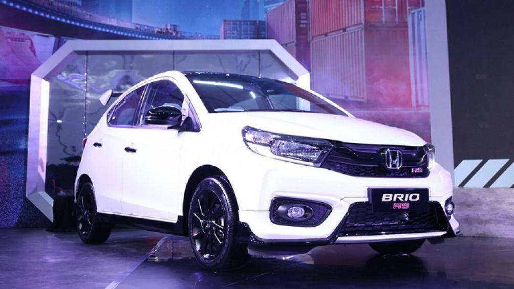 Tương tự Honda Brio RS tiêu chuẩn, Urbanite Edition cũng có cánh lướt gió trước, sau và bên sườn sơn màu đen bóng