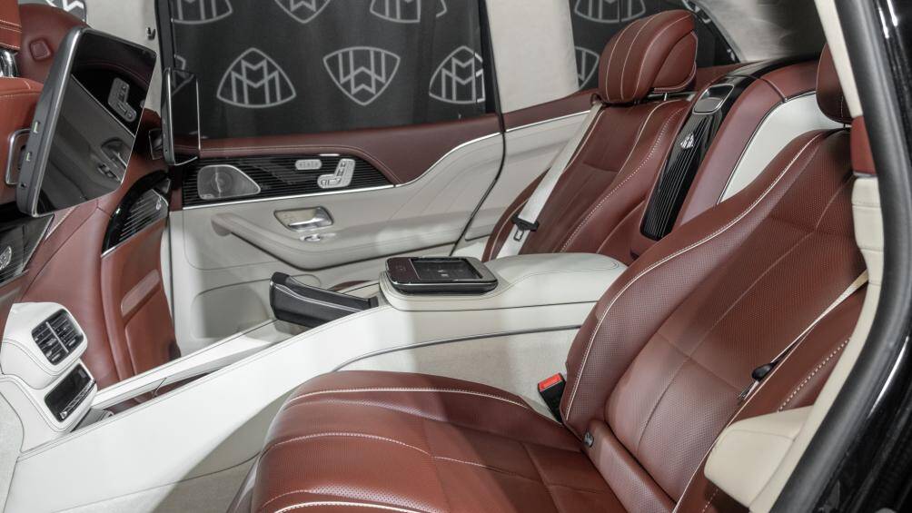 Hàng ghế sau trên xe có khả năng duỗi thẳng chân. Phần lưng ghế có thể ngả tới 43,5 độ mang lại sự thoải mái