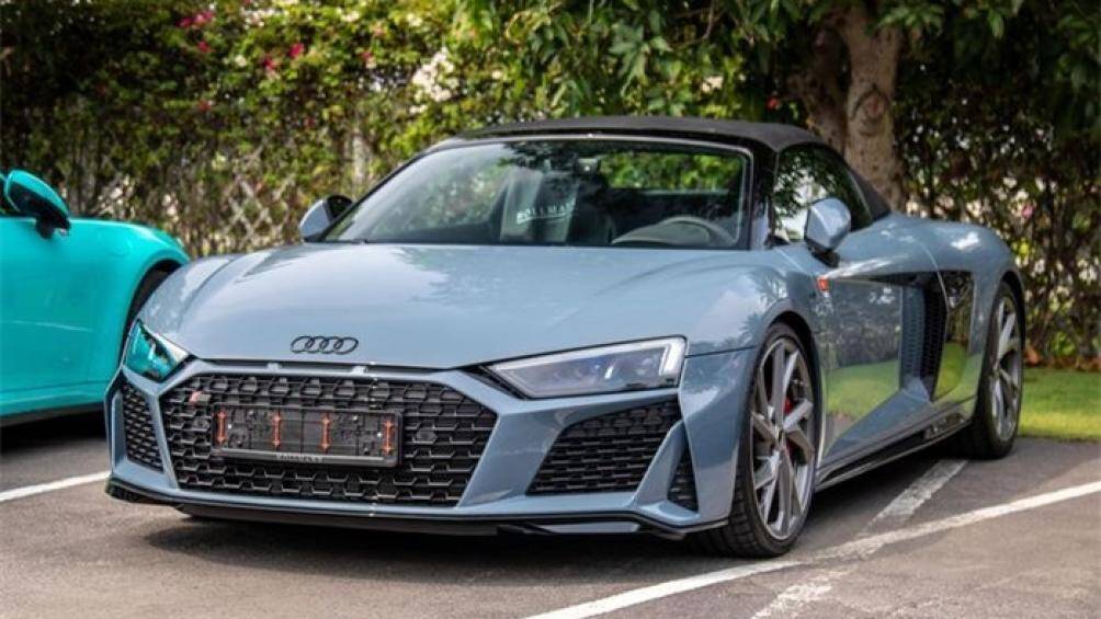 Hành trình VietRally lần 2 vừa diễn ra vào ngày 14-17/4 quy tụ hơn 30 chiếc siêu xe, trong đó có chiếc Audi R8 V10 RWD Spyder cực độc