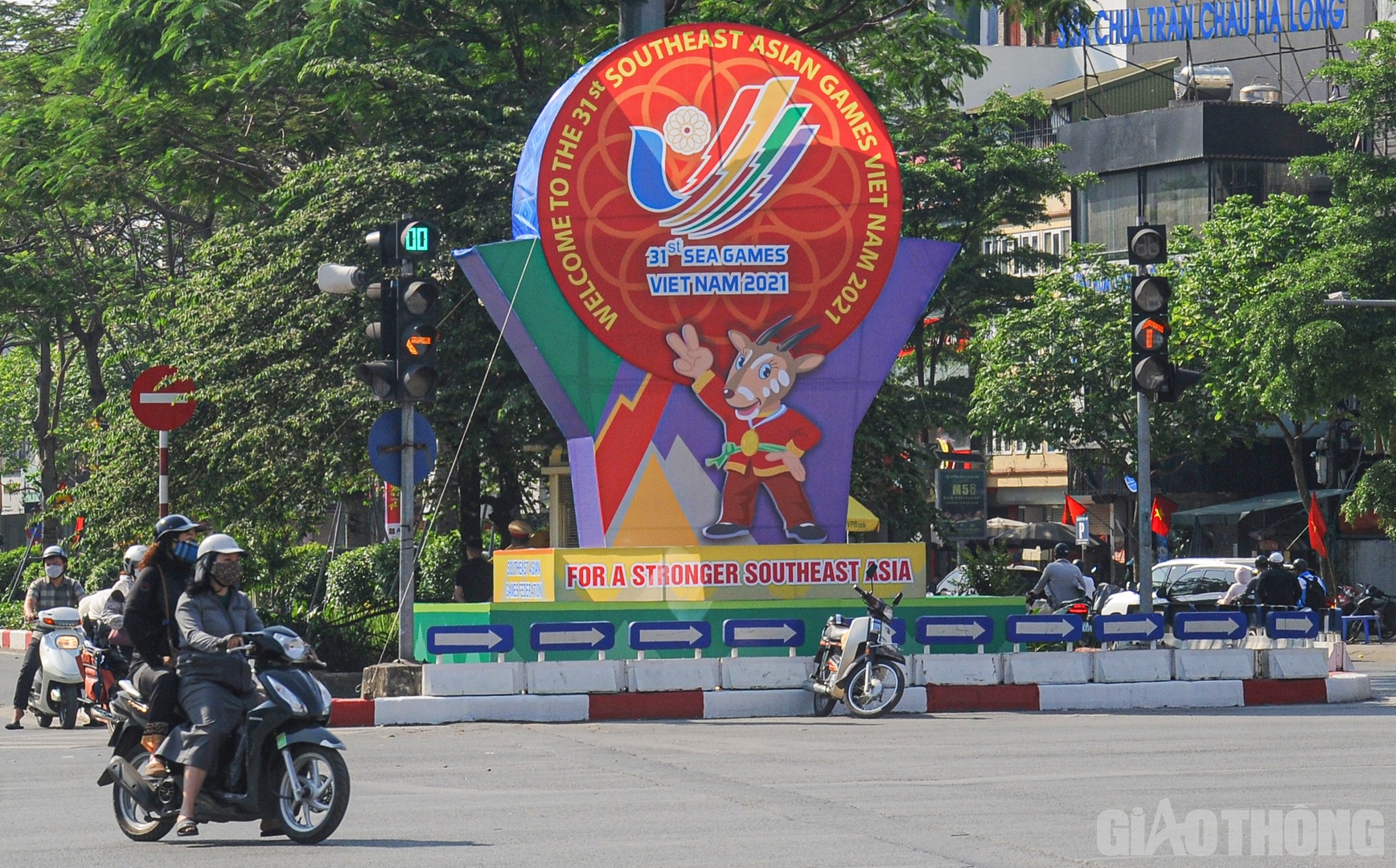 Bộ nhận diện chính của SEA Games 31 bao gồm: Logo (biểu tượng), mascot (linh vật), khẩu hiệu, hình ảnh biểu tượng các môn đều được phê duyệt và đảm bảo tính pháp lý.
