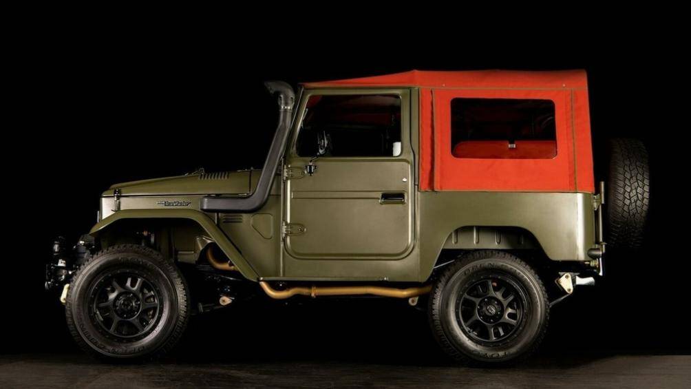 Leyton đã bổ sung một số trang bị cần phải có cho ngoại thất như lưới tản nhiệt mới, bộ tời Warn 3,6 tấn, nhiều đèn địa hình LED