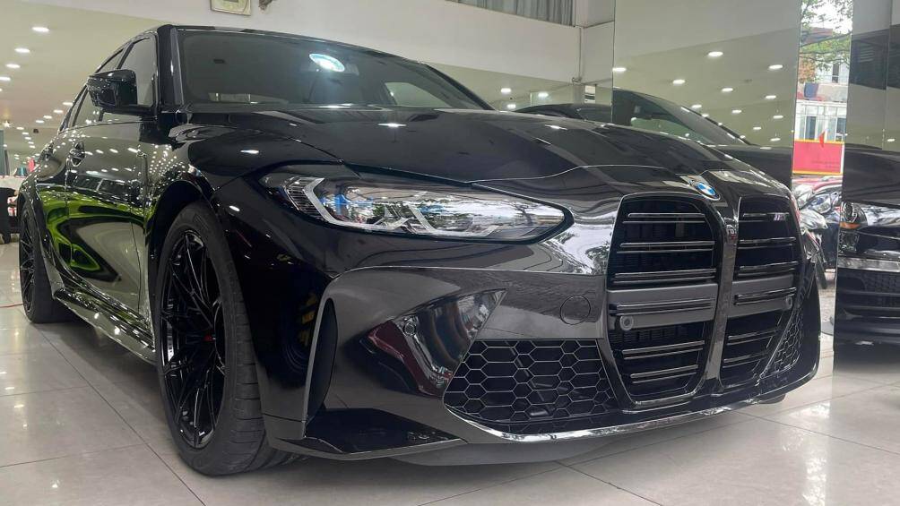 Mới đây, một showroom tư nhân tại TP.HCM đã công bố những hình ảnh đầu tiên của một chiếc M3 thế hệ mới vừa về Việt Nam