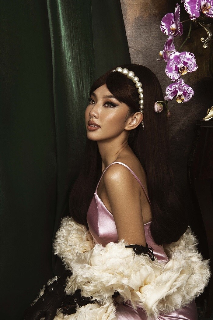 Nhan sắc của Thùy Tiên trong tạo hình mới pha nét quyến rũ, bí ẩn