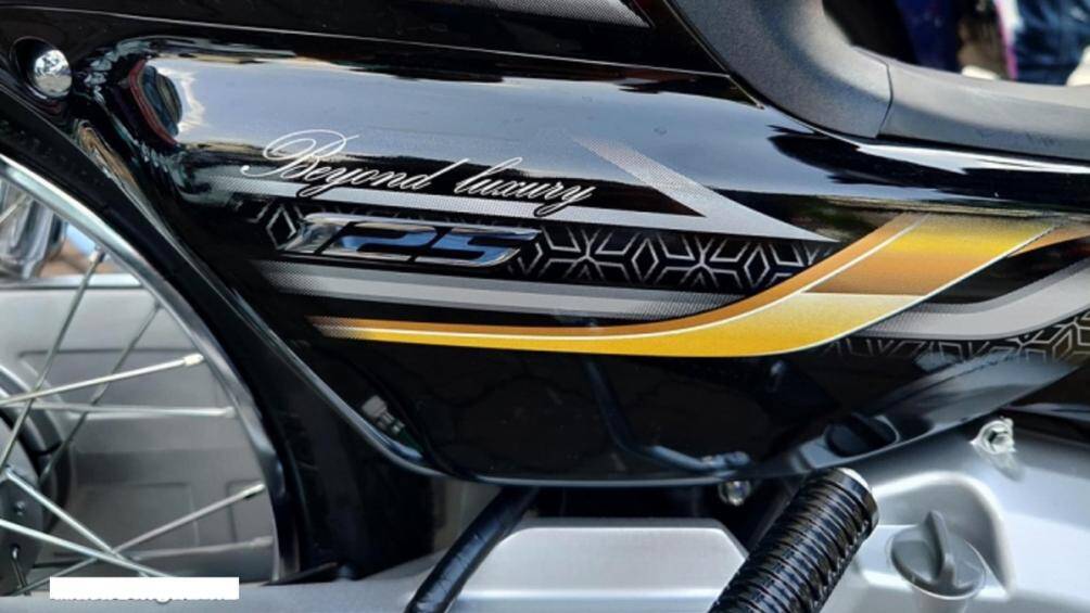 Giá bán c̠ủa̠ Honda Dream 125 đời 2022 tại Campuchia ѵào khoảng 2.600 USD (60 triệu đồng)