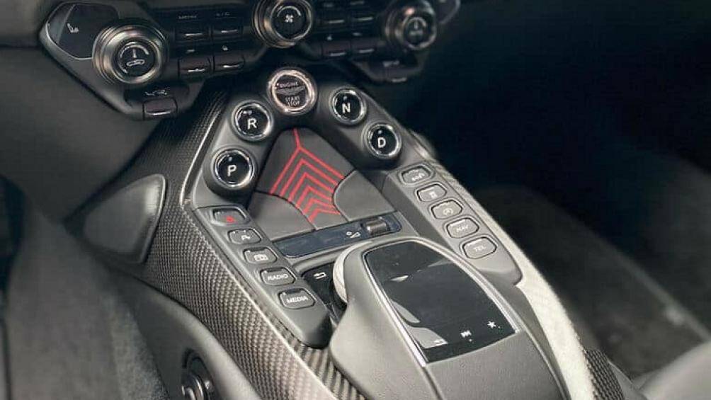 Xe vẫn được trang bị động cơ V8, tăng áp kép, dung tích 4.0 lít sản sinh ra công suất tối đa 510 mã lực, mô-men xoắn cực đại lên đến 685 Nm