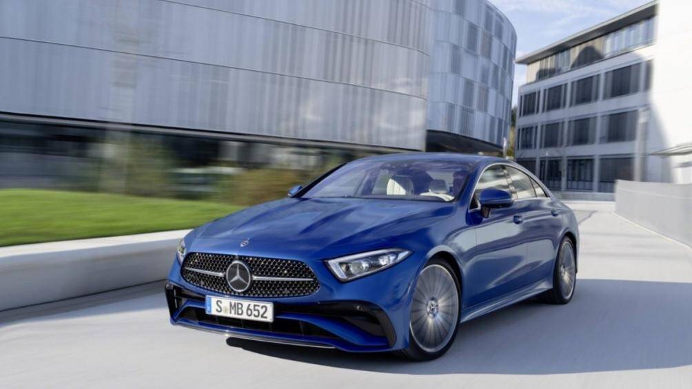 Xe Hybrid full-size hiệu quả nhất – Mercedes-Benz CLS 450 4Matic (10,69 L/100 km thành phố/ 7,84 L/100 km cao tốc)